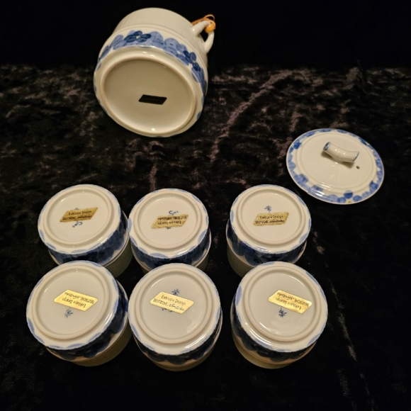 Vintage Deutsche Noritake Tea Set Includes Tea Pot With Lid And 6 Cups Blue/Wht - Picture 7 of 13